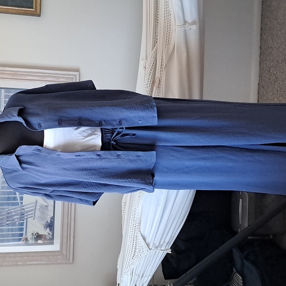 Two-piece Button Down Lavender Pants Set - Picture 3 of 9